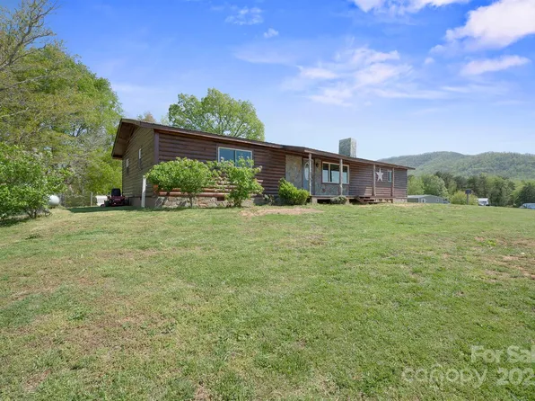 1685 Major Hill Dr, Morganton, NC 28655