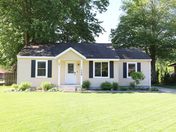 736 Summer St, Spring Lake, MI 49456