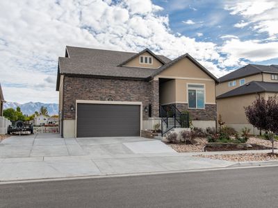261 W Delgada Ln, Stansbury Park, UT, 84074