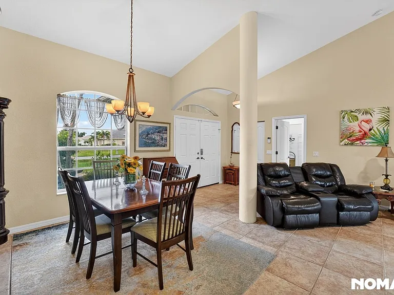 289 W Pine Valley Ln — Photo 3