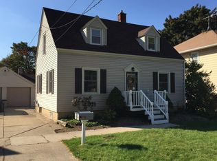 325 N Batavia Ave, Batavia, IL