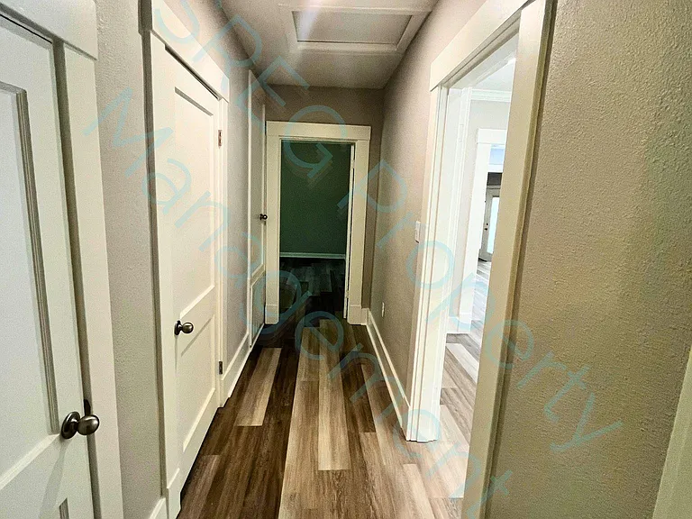 1904 Washington Ave — Photo 16