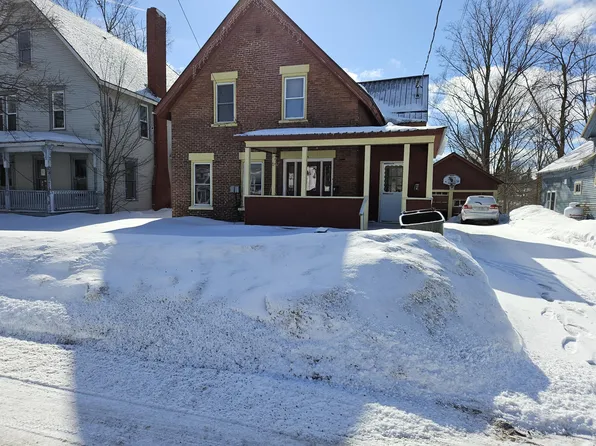 15 Frederick St, Malone, NY 12953