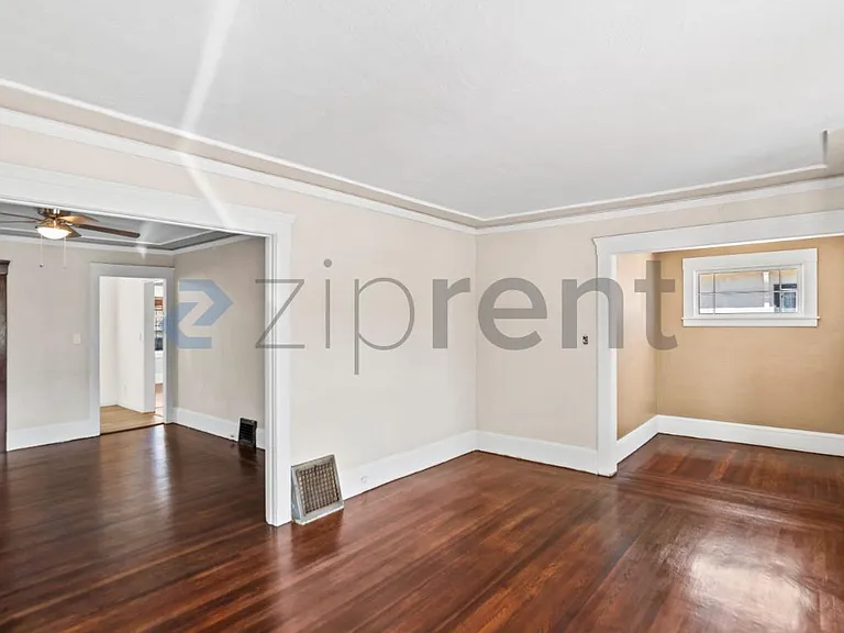 1465 67th Ave — Photo 7