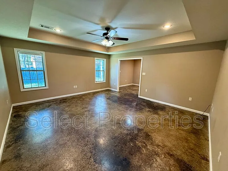 206 S Bernis St — Photo 3