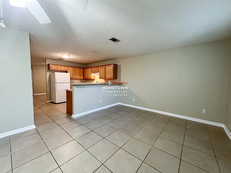 1106 Fretz St #A — Photo 6