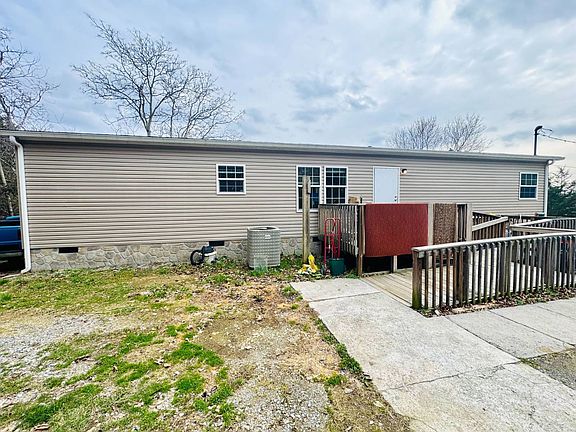 5th image of 76 N Bays Mountain Rd