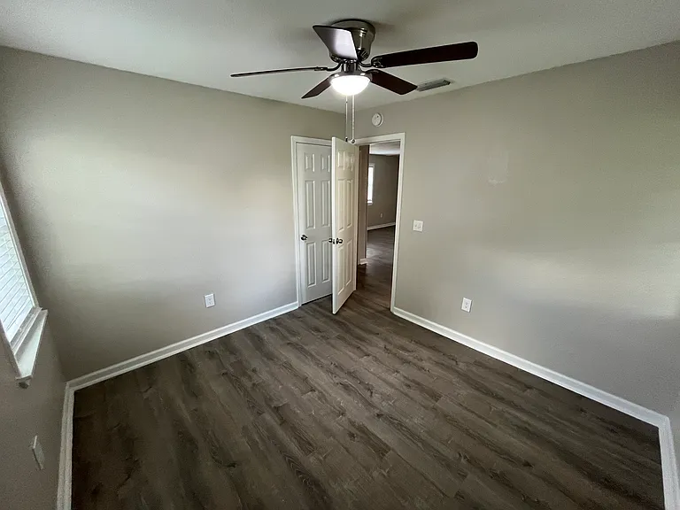 6415 Godfrey Ave — Photo 9