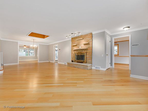 3rd image of 8130 Kostner Ave