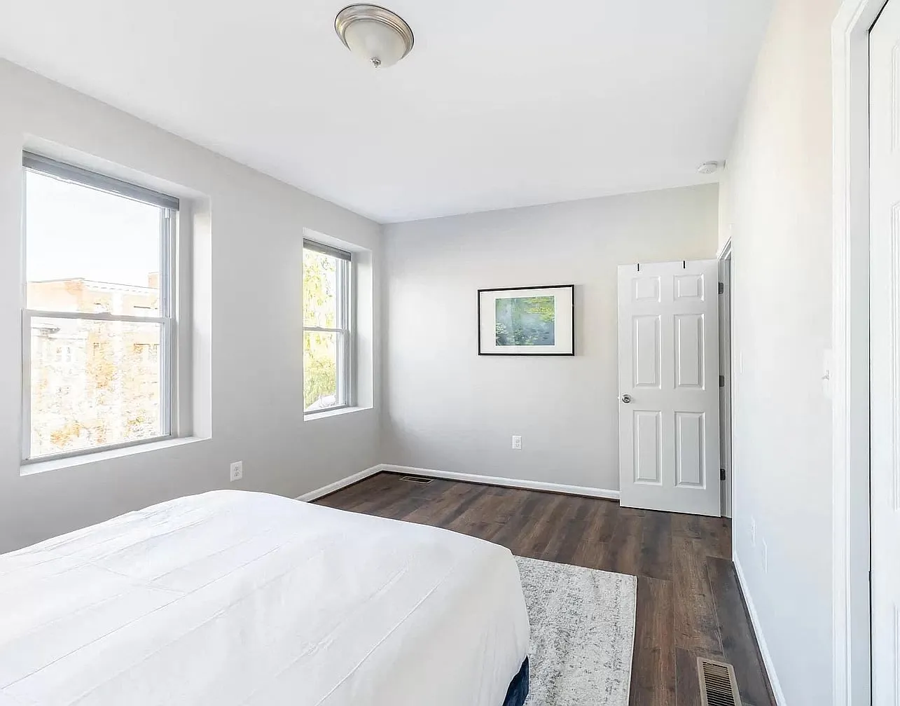 Stunning Multi-Unit Property at 1330 Fairmont Street NW, Washington DC Recently Renovated — Photo 3