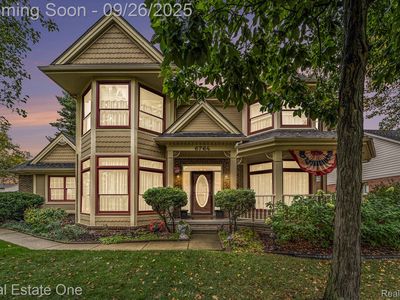 6764 Redford Cir, Troy, MI, 48085