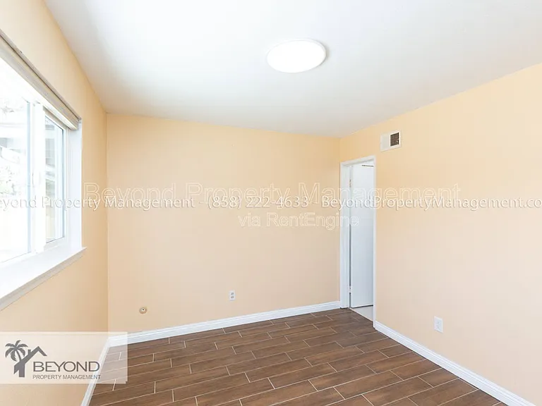 6522 Cheames Way — Photo 16