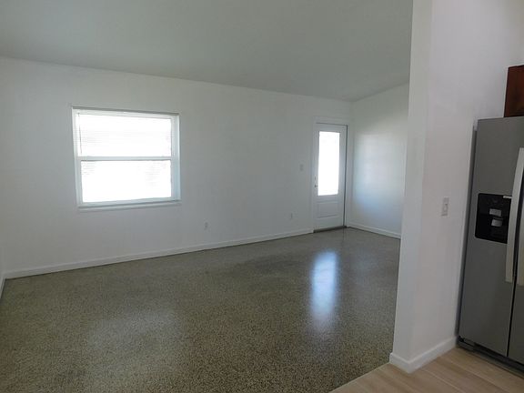 5th image of 1809 Highland Ave #1809