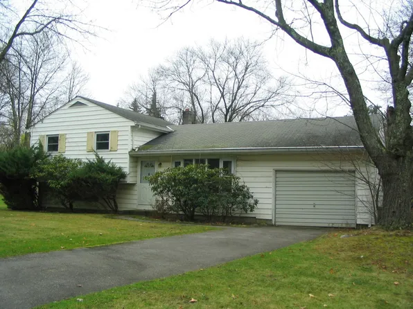 3381 N Deerfield Ave, Yorktown Heights, NY 10598