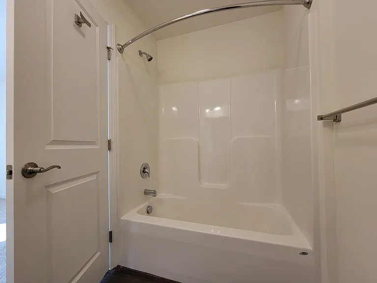 30 Howard Dr — Photo 19