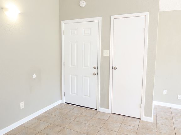 3rd image of 5406 Rivergate Dr