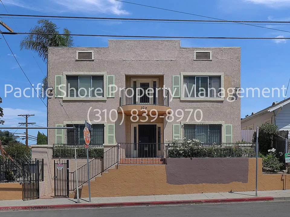 326 Belmont Apartments