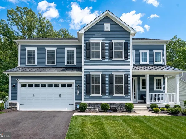 702 Kaplon Ct, Brunswick, MD 21716