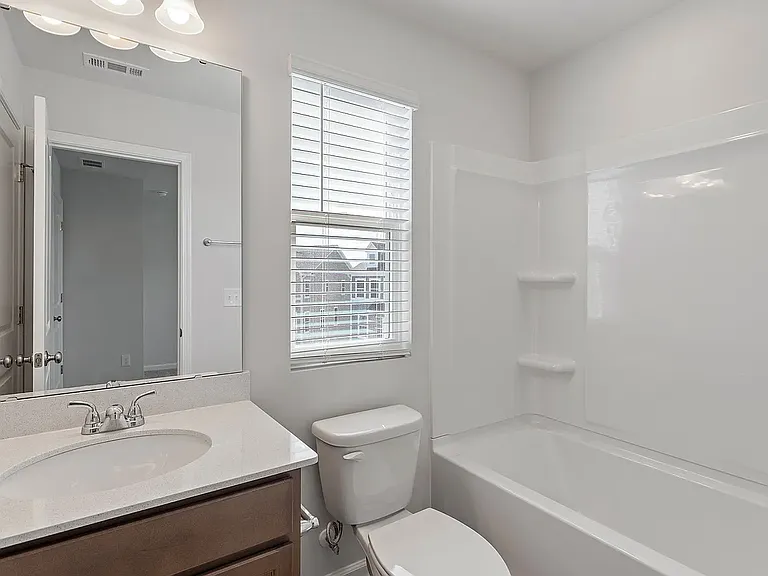 324 Chesapeake Commons St — Photo 16