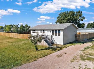 5537 Solitaire Dr, Rapid City, SD 57703
