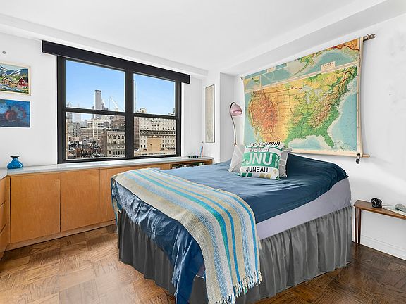 5th image of 7 E 14th St APT 18M