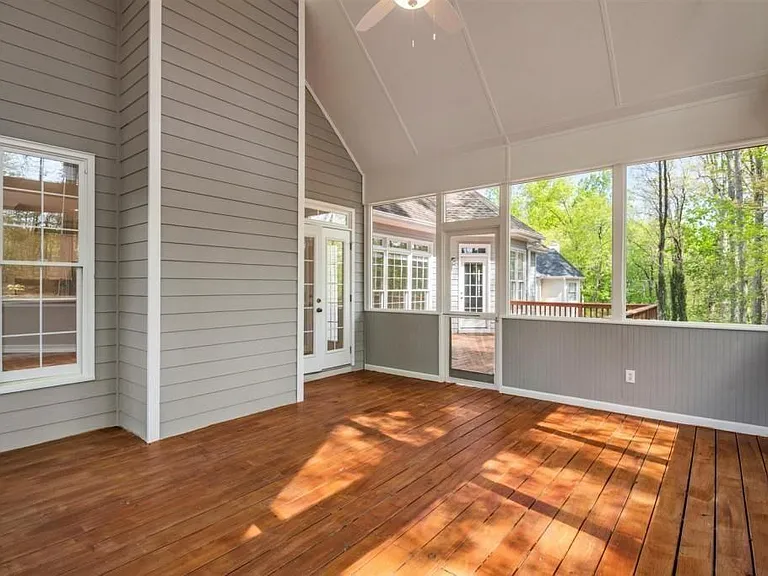 4735 Dartmoor Ln — Photo 15