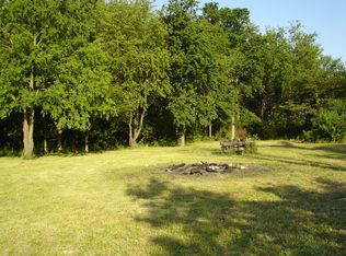 16 Hemlock Dr, Putnam, IL 61560