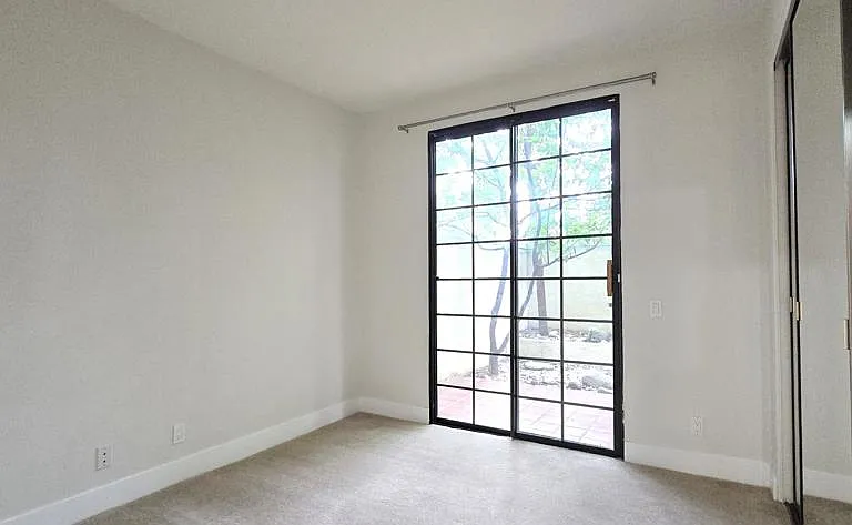 235 S Holliston Ave #113 — Photo 16