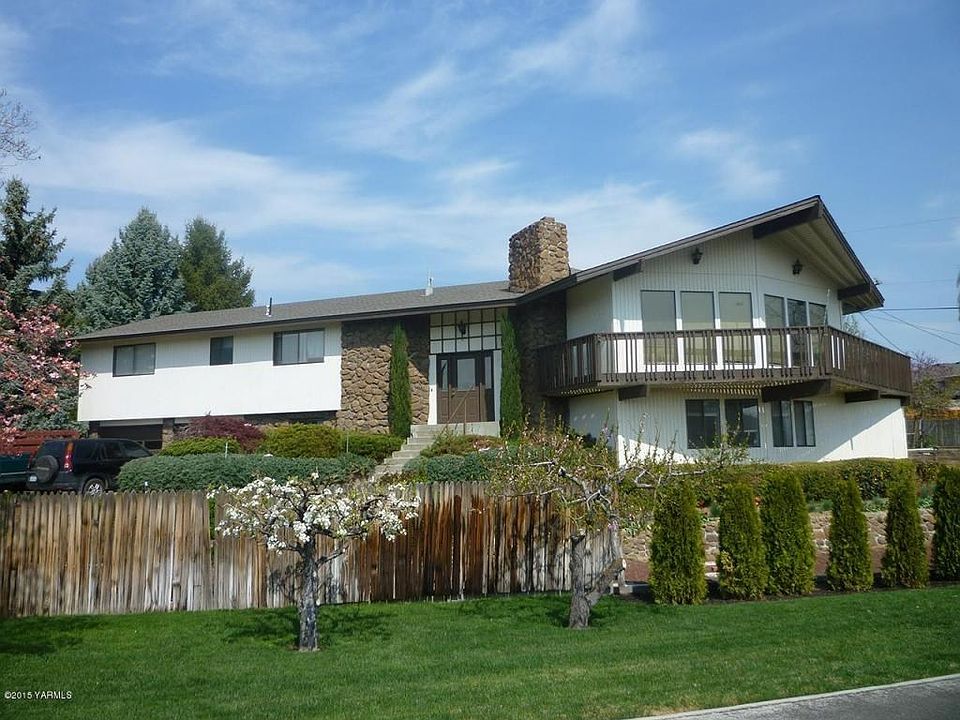 501 North 64th Avenue, Yakima