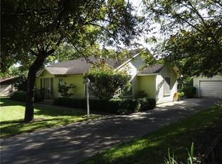 505 S 4th St, Grandview, TX 76050