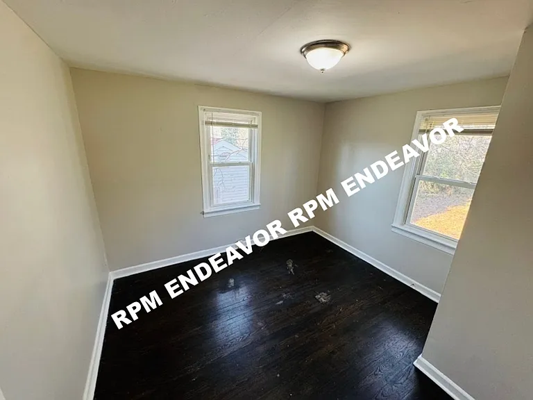 5615 Beldon Dr — Photo 7