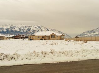 5995 Fairfield Dr, Mountain Green, UT 84050