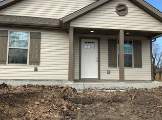 1802 Grand Ave, Joplin, MO 64804