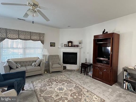 3rd image of 3 Bayberry St #2