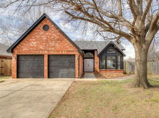 516 Winston Dr, Norman, OK 73072