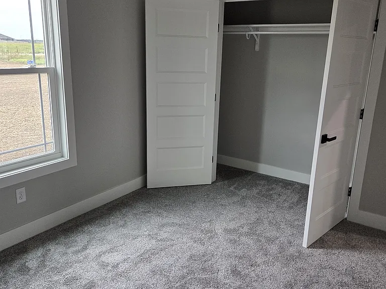 1152 Vista Ct — Photo 8