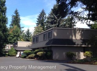 11725 SE Market St, Portland, OR 97216