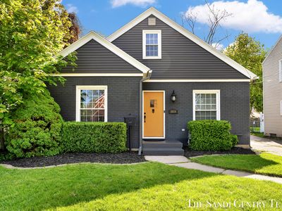 2414 Paris Ave SE, Grand Rapids, MI, 49507