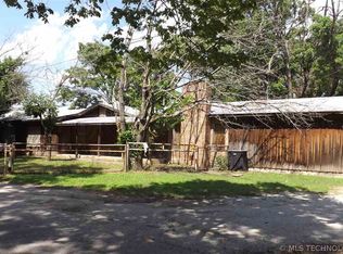 2502 Rancho Ln, Ardmore, OK 73401