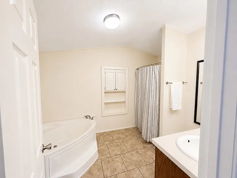 1320 N Fairgrounds Rd #706 — Photo 6