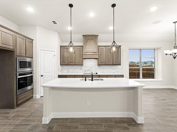 5th image of 3129 Hill Ct