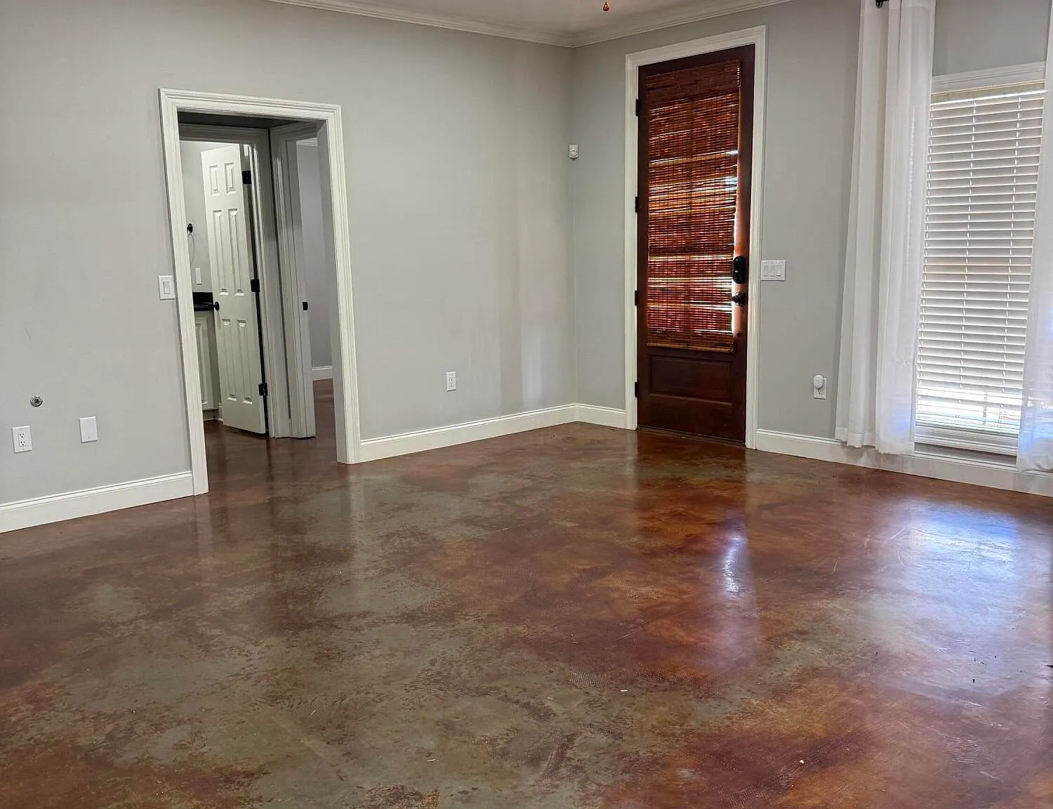3 bed, 2.0 bath, 1488 sqft, $2,495 — Photo 2