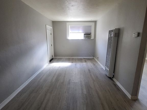 3rd image of 1409 Clinton St