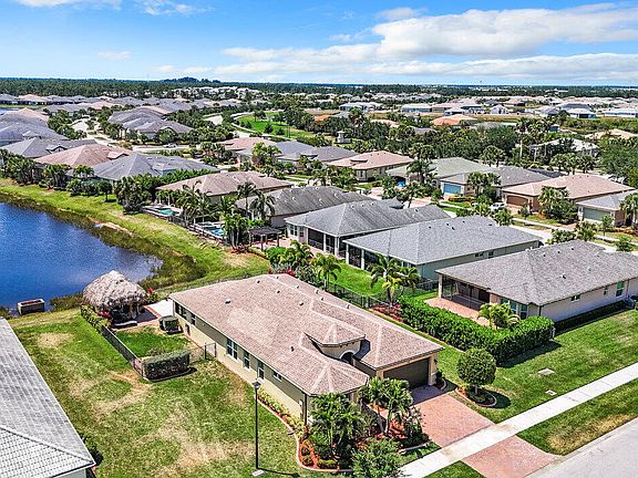 4th image of 11180 SW Lake Park Drive