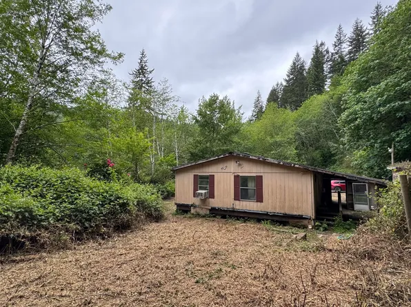8031 N Beaver Creek Rd, Seal Rock, OR 97376