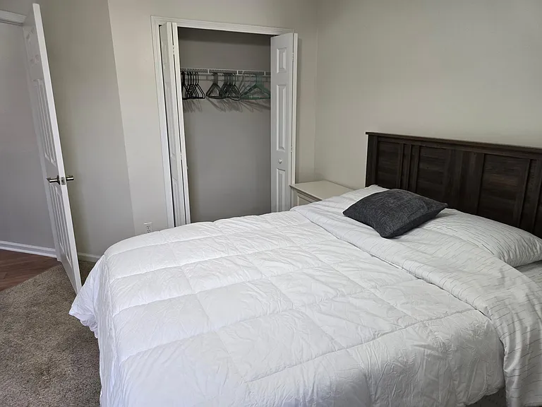 1652 Redstone Ct — Photo 49
