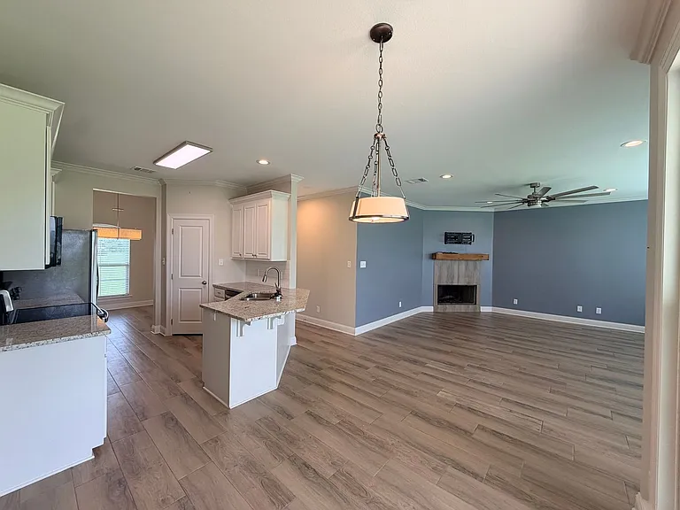 3520 Windwood Cir — Photo 12