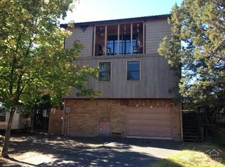 2243 NW Hill St, Bend, OR 97703