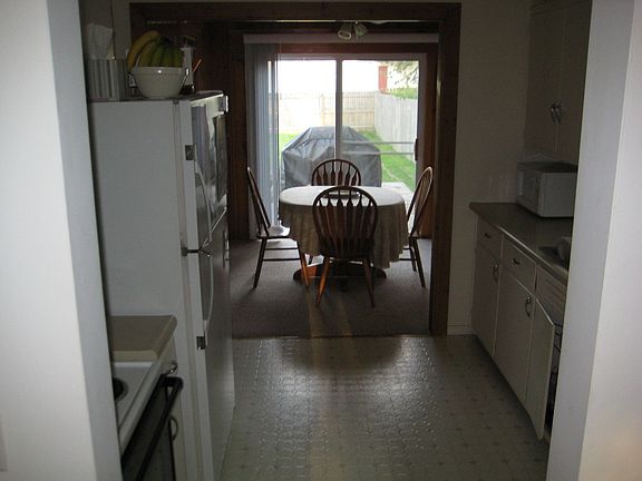 3rd image of 2130 Ontario Ave NE