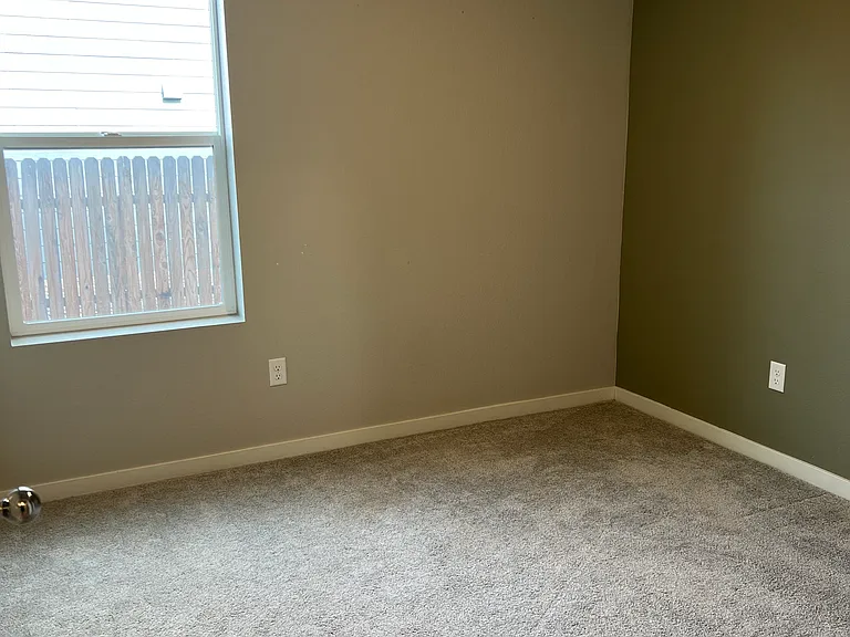 3313 Sandy Harbor Dr — Photo 7